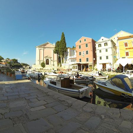 Bed&Breakfast Saturn Veli Lošinj Εξωτερικό φωτογραφία